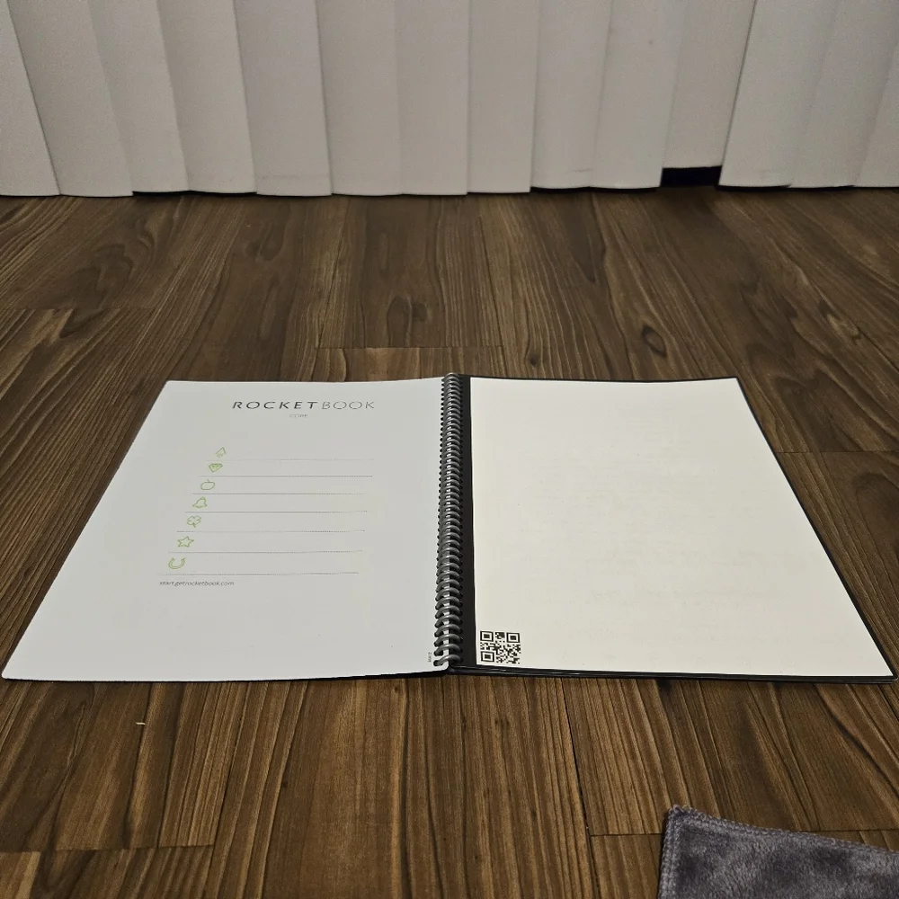 Rocketbook Core Reusable Spiral Notebook, Letter Size 8.5x11, Black - Dotted Pag